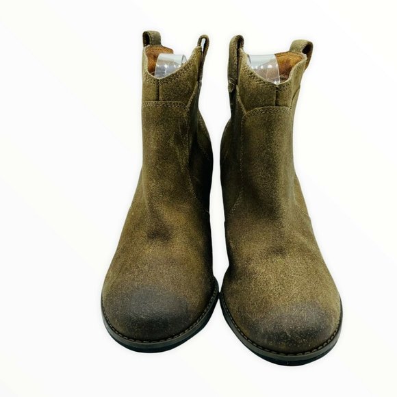 Clarks Ankle Bootie Shoes Suede Brown Size 8M Women Block High Heeled Boots - Picture 2 of 7